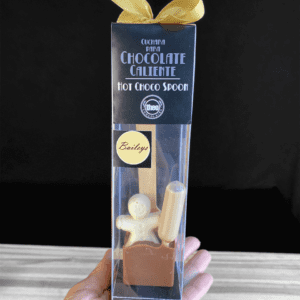 Cucharas para derretir y hacer tu propio chocolate caliente con apliques navideños y un shot de Baileys, servicio a domicilio, personalizamos para empresas