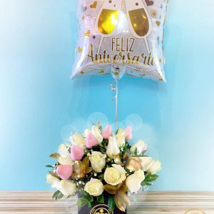 Arreglo Rosas Blancas Aniversario