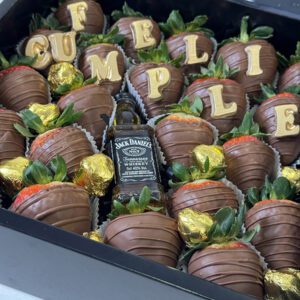 Caja Feliz Cumpleaños + Jack Daniel's 3