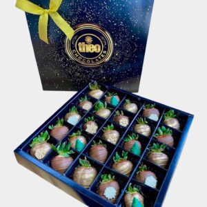 Deliciosa caja con 25 fresas cubiertas con chocolate