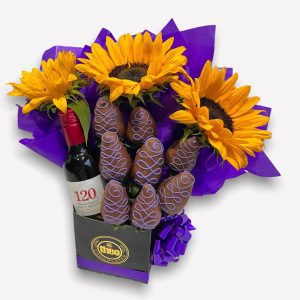 Arreglo con girasoles morado