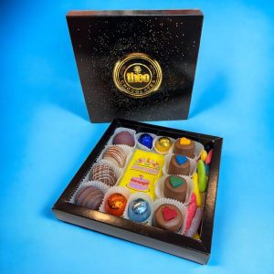 Caja Laura cumpleaños