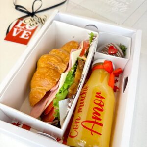 Desayuno “love you”