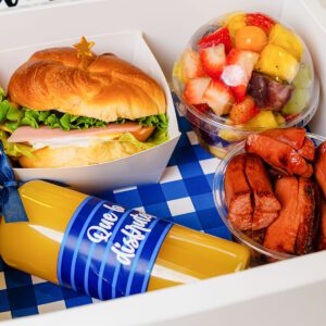 Desayuno "Petit con Mini Sandwich"