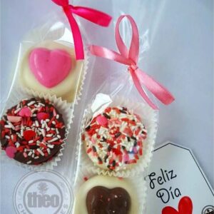 Oreo's recubiertas con chocolate y corazoncitos