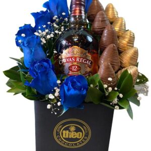 Arreglo de rosas azules con Whisky