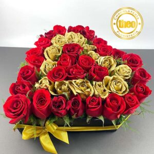 Corazón con Rosas Rojas y Doradas