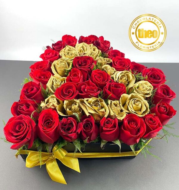 Corazón con Rosas Rojas y Doradas