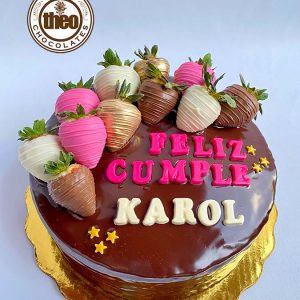 Queque de chocolate Feliz Cumpleaños con nombre