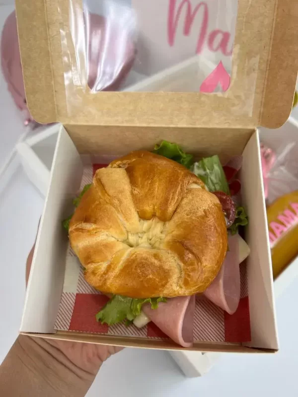 Desayuno “Felicidades Mamá” - Image 2