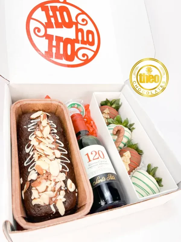 Caja con Vino y Queque Navideño